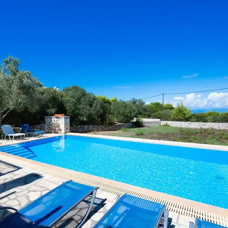 Thalea Villa Tsoukaladhes